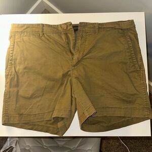 Size 10 Banana Republic shorts